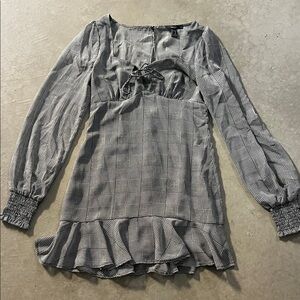 Women's Black and White Plaid Dress w/ sweetheart neckline